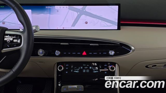 Genesis GV70 2025 — photo 14