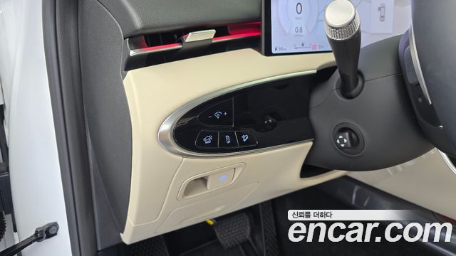 Genesis GV70 2025 — photo 17