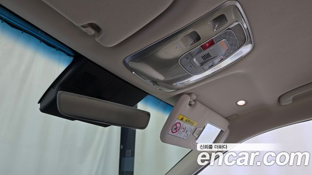 Genesis GV70 2025 — photo 18