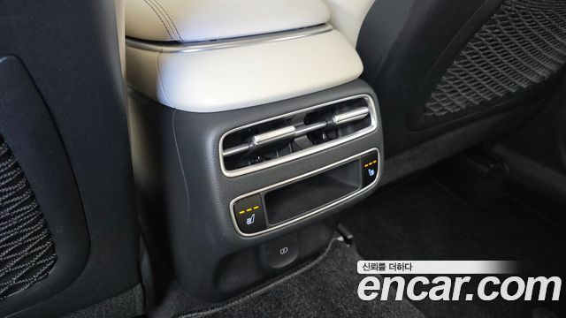 Genesis GV70 2025 — photo 19