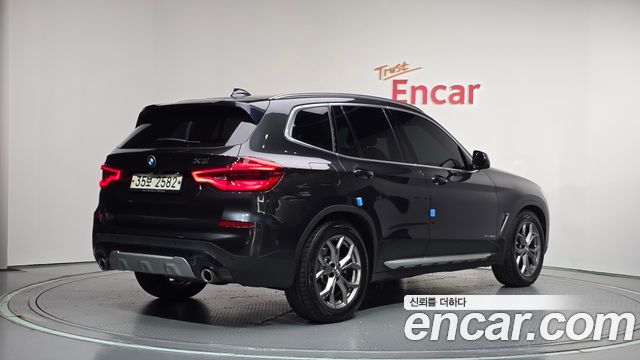 BMW X3 2018 — photo 2