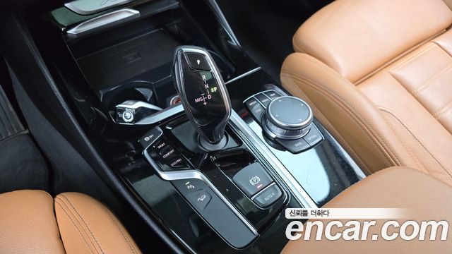 BMW X3 2018 — photo 9