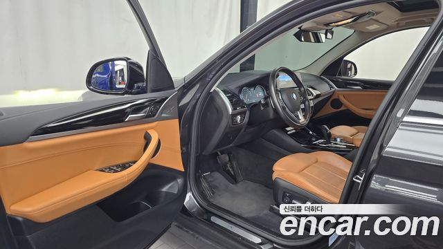 BMW X3 2018 — photo 10