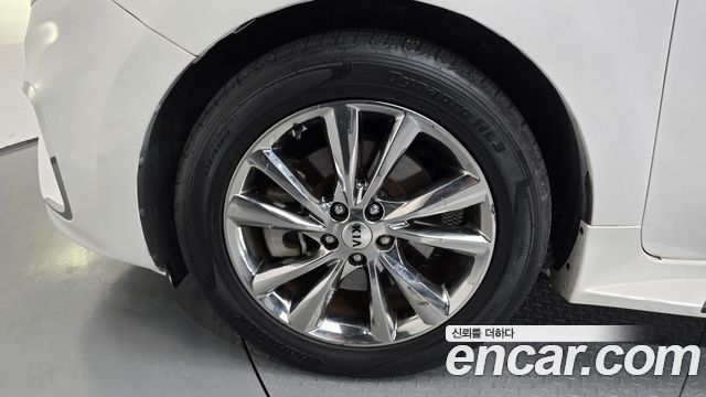 Kia Canival 2019 — photo 5