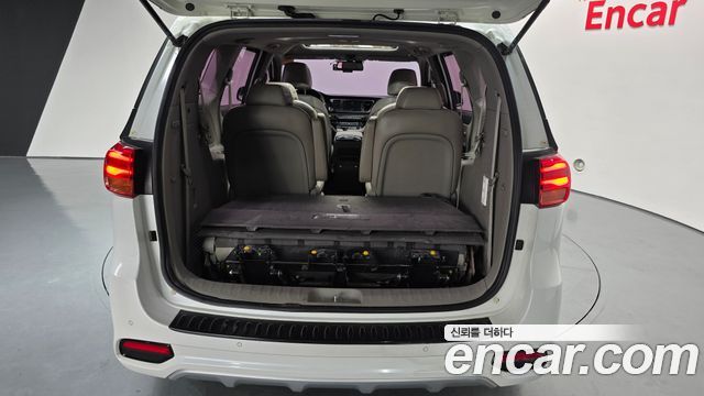 Kia Canival 2019 — photo 26