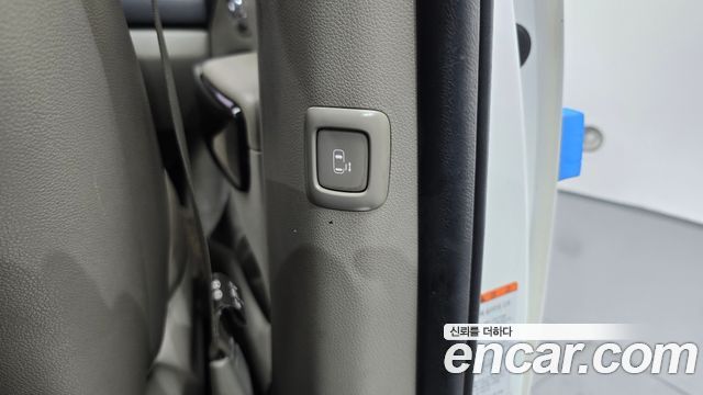Kia Canival 2019 — photo 31
