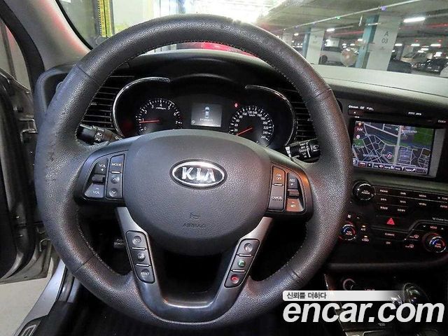 Kia K5 2012 — photo 8