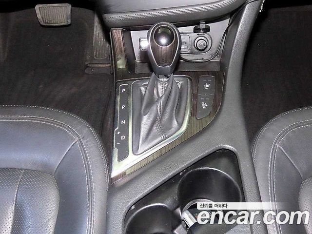 Kia K5 2012 — photo 12