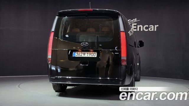 Hyundai Staria 2022 — photo 4