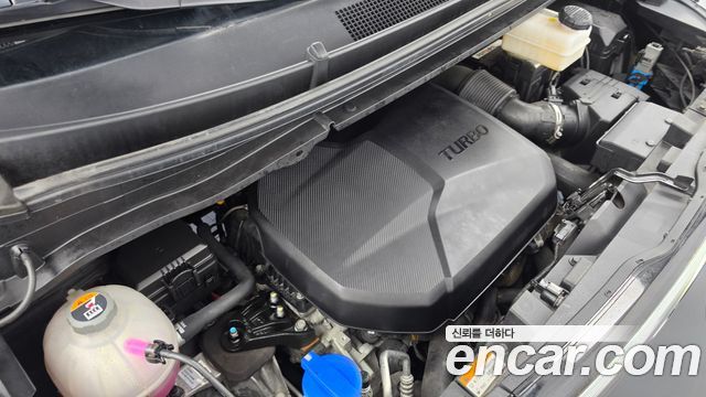 Hyundai Staria 2022 — photo 6