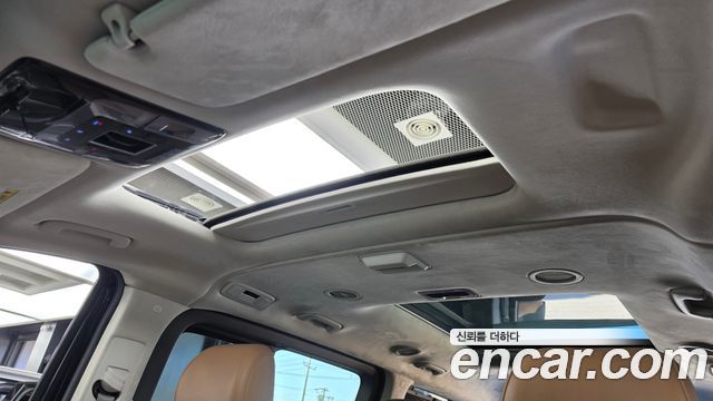 Hyundai Staria 2022 — photo 24