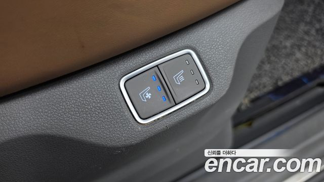 Hyundai Staria 2022 — photo 25
