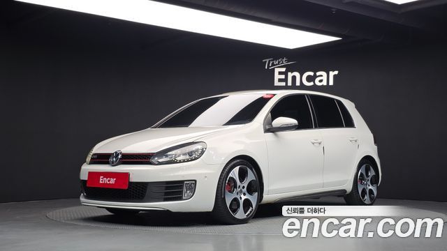 Volkswagen Golf 2011 — photo 1