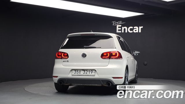 Volkswagen Golf 2011 — photo 4