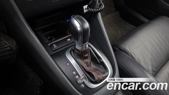 Volkswagen Golf 2011 — photo 9