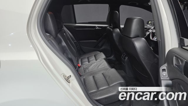 Volkswagen Golf 2011 — photo 12