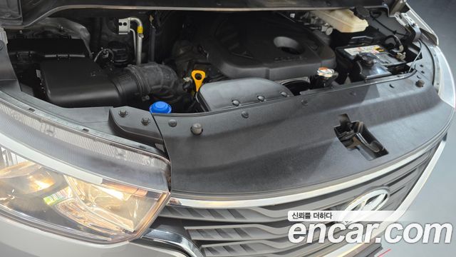 Hyundai Starex 2021 — photo 6