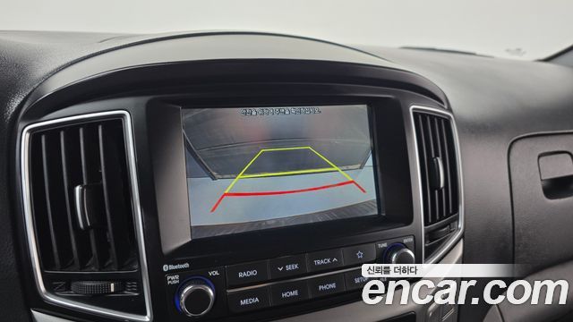 Hyundai Starex 2021 — photo 14
