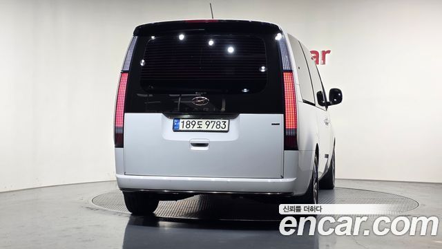 Hyundai Staria 2022 — photo 4