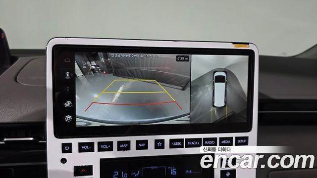 Hyundai Staria 2022 — photo 20