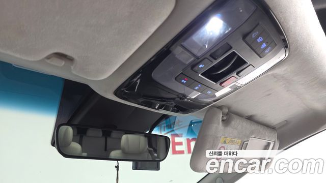Hyundai Staria 2022 — photo 21