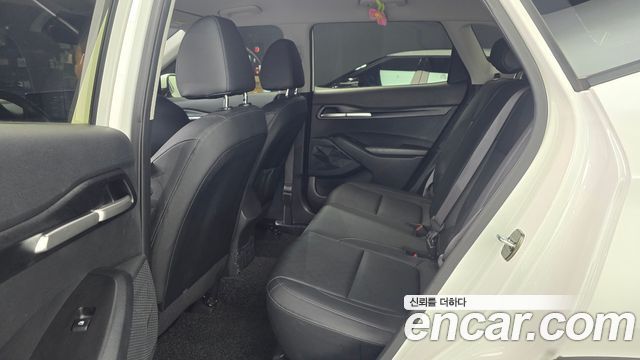 Kia Seltos 2023 — photo 12