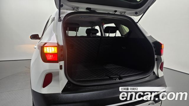 Kia Seltos 2023 — photo 18