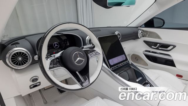 Mercedes-Benz SL-Class 2026 — photo 9