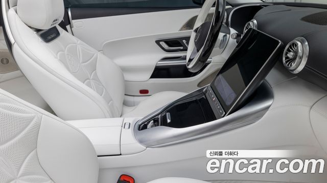 Mercedes-Benz SL-Class 2026 — photo 10