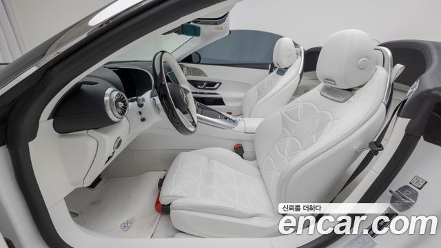 Mercedes-Benz SL-Class 2026 — photo 11