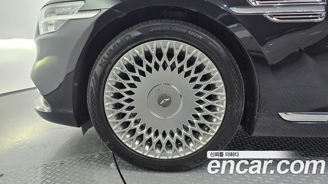 Genesis G90 2019 — photo 5