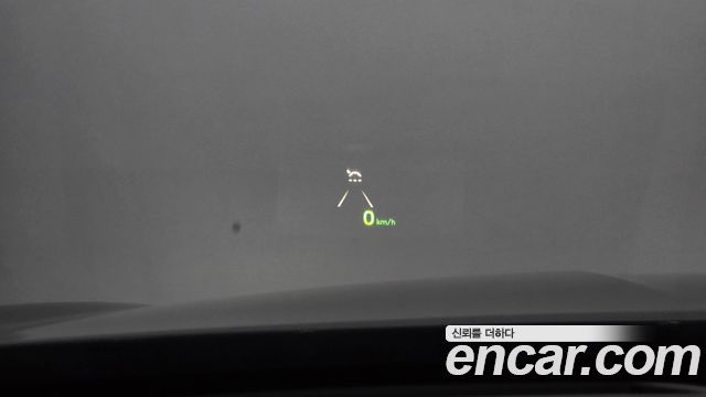Genesis G90 2019 — photo 20