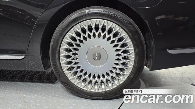 Genesis G90 2019 — photo 7
