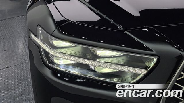 Genesis G90 2019 — photo 8