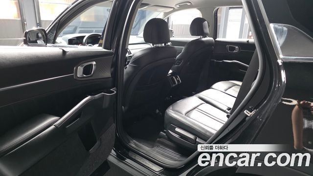 Kia Sorento 2021 — photo 16