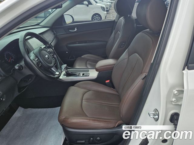 Kia K5 2016 — photo 9