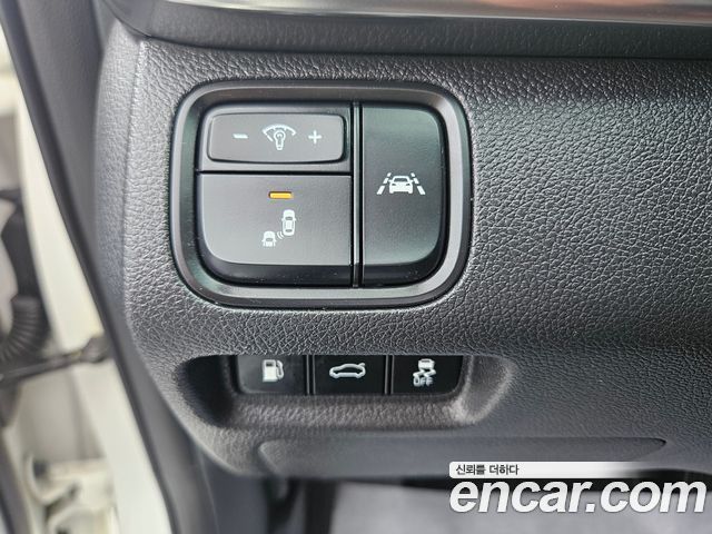 Kia K5 2016 — photo 13