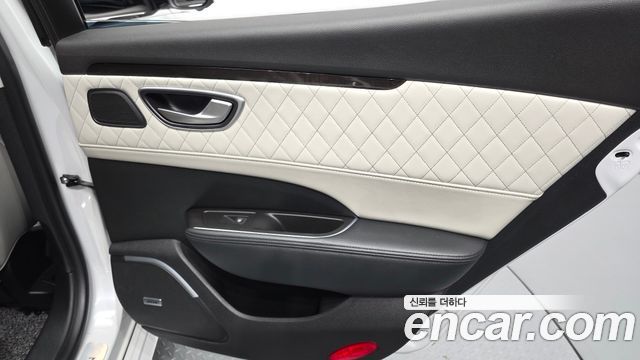 Renault Korea SM6 2016 — photo 15