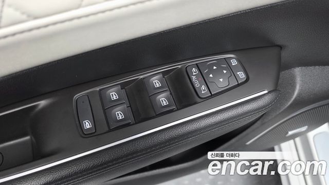 Renault Korea SM6 2016 — photo 32