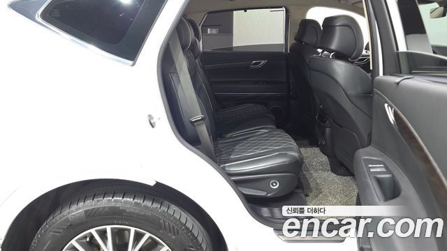 Genesis GV80 2020 — photo 12