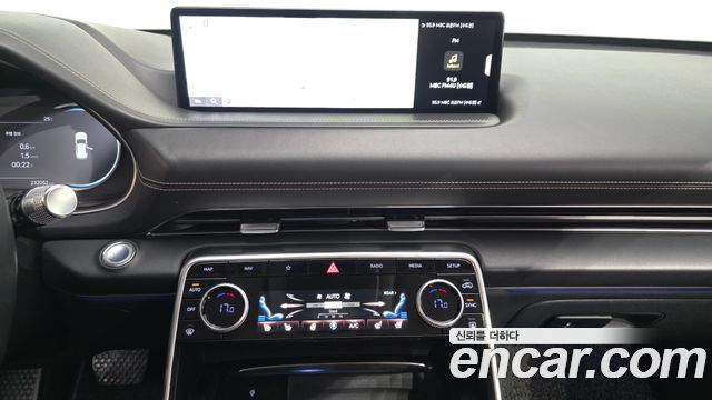Genesis GV80 2020 — photo 15