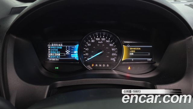 Ford Explorer 2019 — photo 11