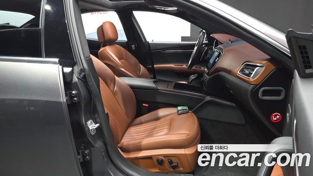 Maserati Ghibli 2020 — photo 18