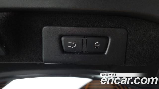 Maserati Ghibli 2020 — photo 27