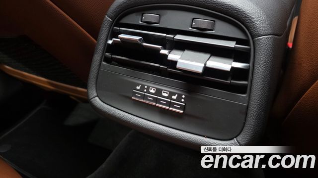 Maserati Ghibli 2020 — photo 31