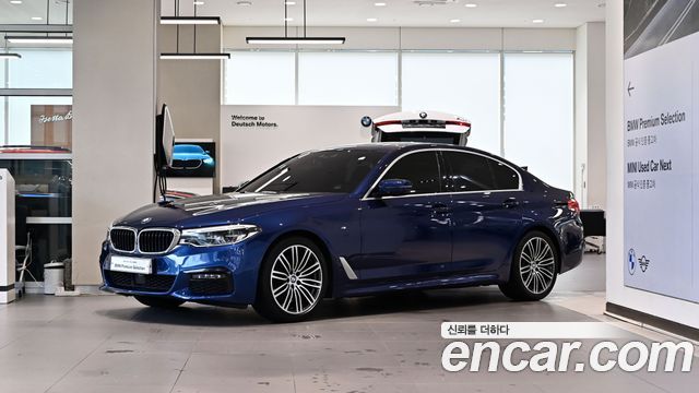 BMW 5-Series 2019 — photo 1