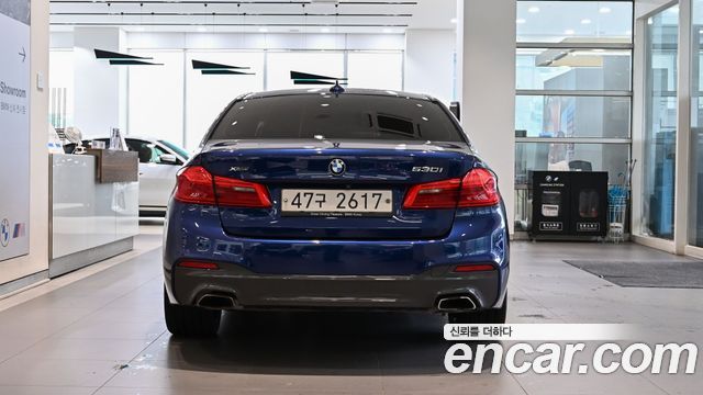 BMW 5-Series 2019 — photo 4