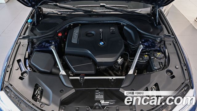 BMW 5-Series 2019 — photo 6