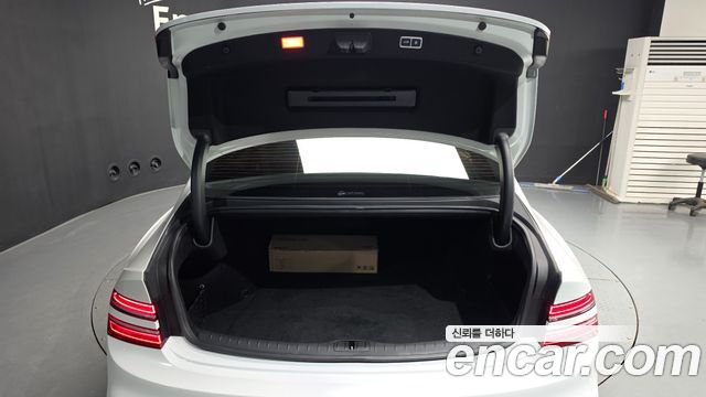 Genesis G80 2025 — photo 26