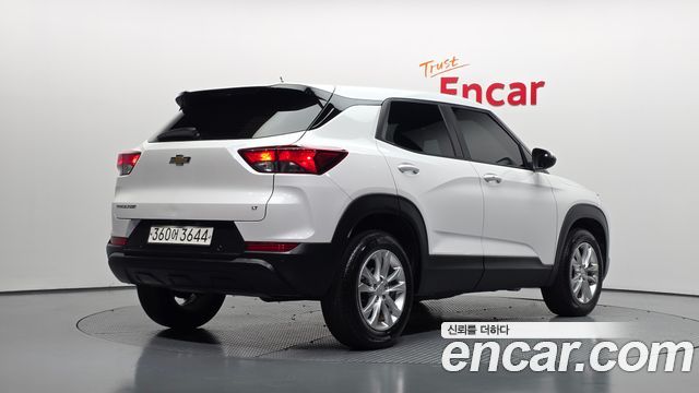 Chevrolet Korea Trailblazer 2022 — photo 2